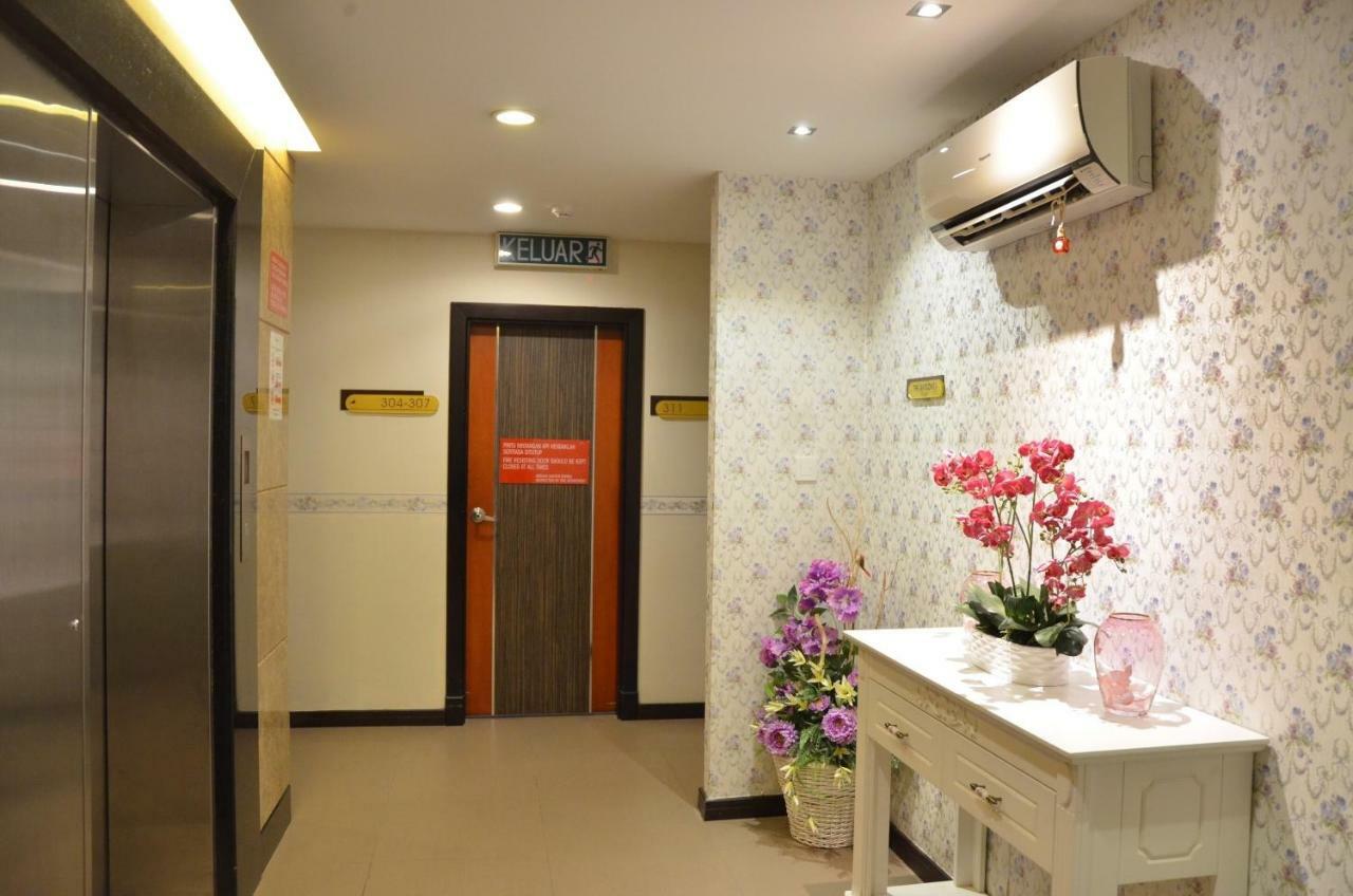 Super Oyo 985 Hotel Nur Miri Exterior foto